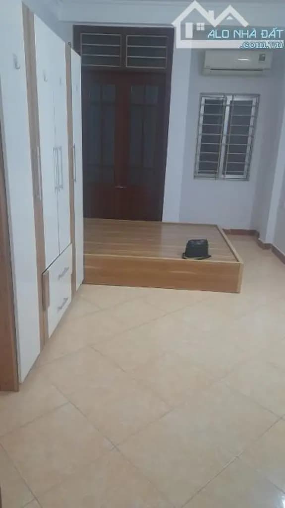 Main-Cho thuê nhà riêng Vĩnh Hưng 30 m2 x 4t 8 triệu cách mặt đường chỉ 20m-1