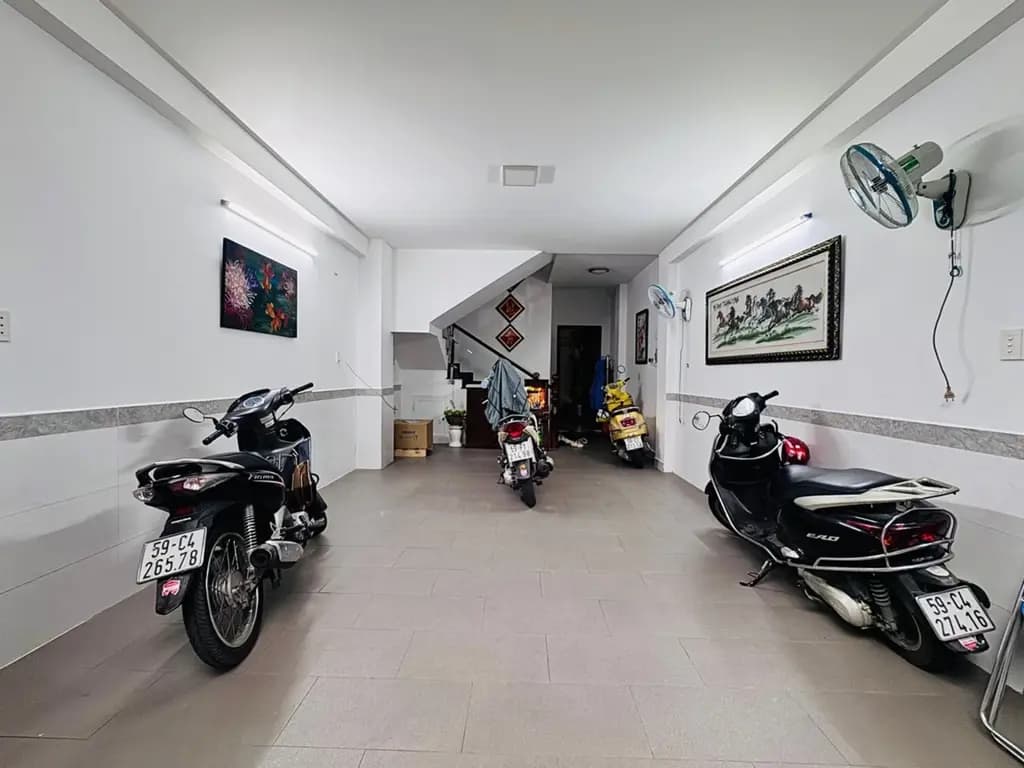 Main-Nhà bán lê quang định 4 tầng 70m2 hẽm xe hơi-1