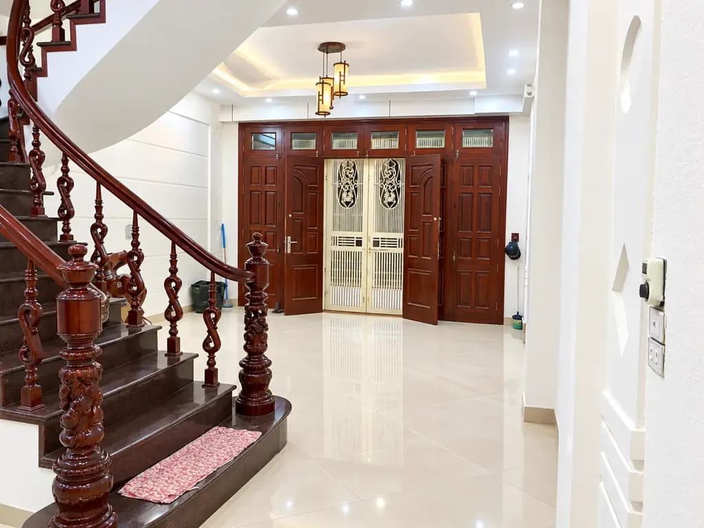 Main-Cho thuê nhà ngõ 69 TRẦN QUỐC HOÀN, Cầu Giấy. 20 triệu/tháng. Ưu tiên: Văn phòng, Công ty, Trung tâm Đào Tạo-2