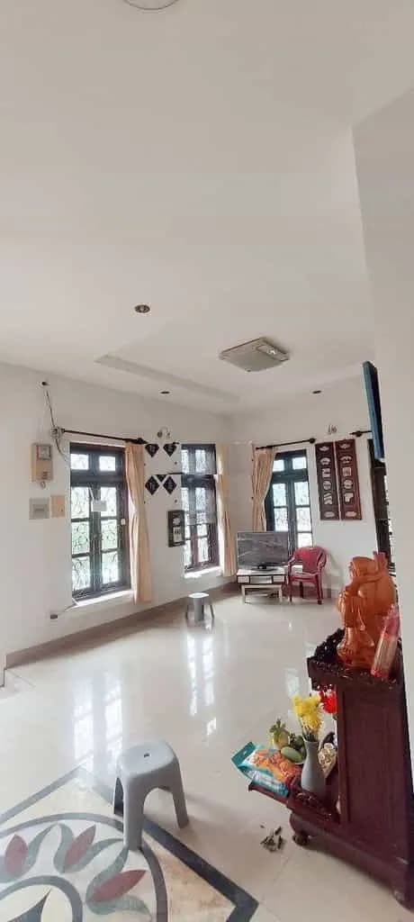 Main-BIỆT THỰ SÂN VƯỜN 500M2 QUỐC LỘ 13 HBP GIÁ 30TR-1