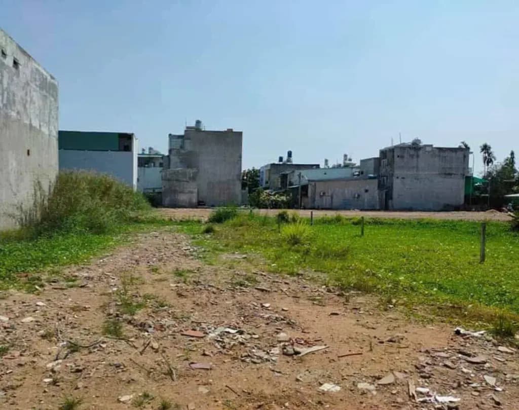 Main-Q12 - 2.6 tỷ - 100m2 đất - đường 6M - ngay Trung tâm Phường Thạnh Xuân, Q12, TPHCM-0
