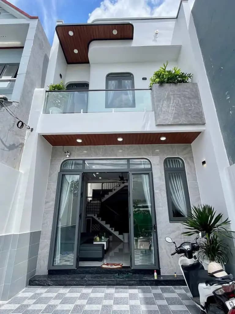 Main-NHÀ LẦU TẦM 1 TỶ 6 – TRẢ TRƯỚC 420 TRIỆU CÓ NHÀ-1