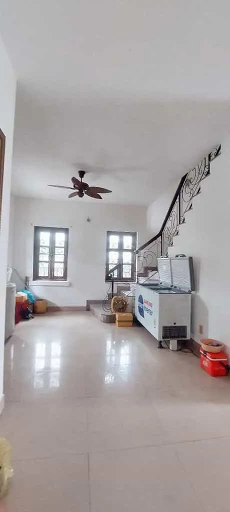 Main-BIỆT THỰ SÂN VƯỜN 500M2 QUỐC LỘ 13 HBP GIÁ 30TR-3