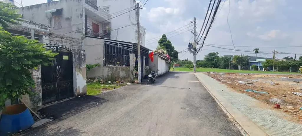 Main-Q12 - 2.6 tỷ - 100m2 đất - đường 6M - ngay Trung tâm Phường Thạnh Xuân, Q12, TPHCM-1