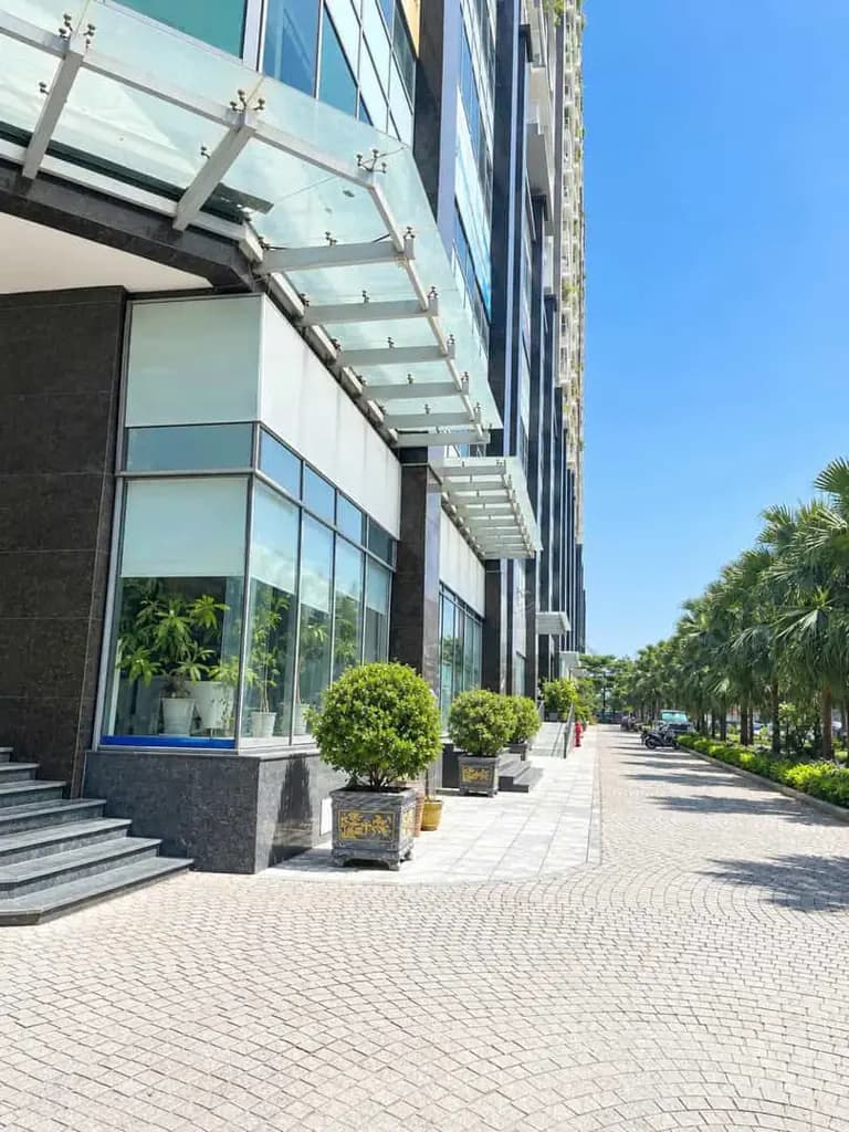 Main-MẶT BẰNG THƯƠNG MẠI 310M² LÔ GÓC 2 MẶT TIỀN TẠI CHÂN ĐẾ N01T4 NGOẠI GIAO ĐOÀN-1