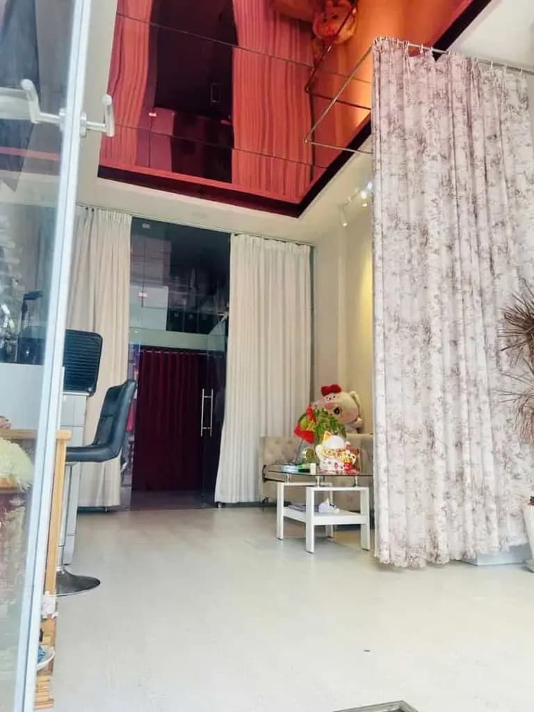 Main-HAI MẶT TIỀN LỚN NGUYỄN KIỆM VÀ HỒ VĂN HUÊ ,GẦN SÂN BAY,  72M2, DÒNG TIỀN GẦN 20 TRIỆU/ THÁNG-2