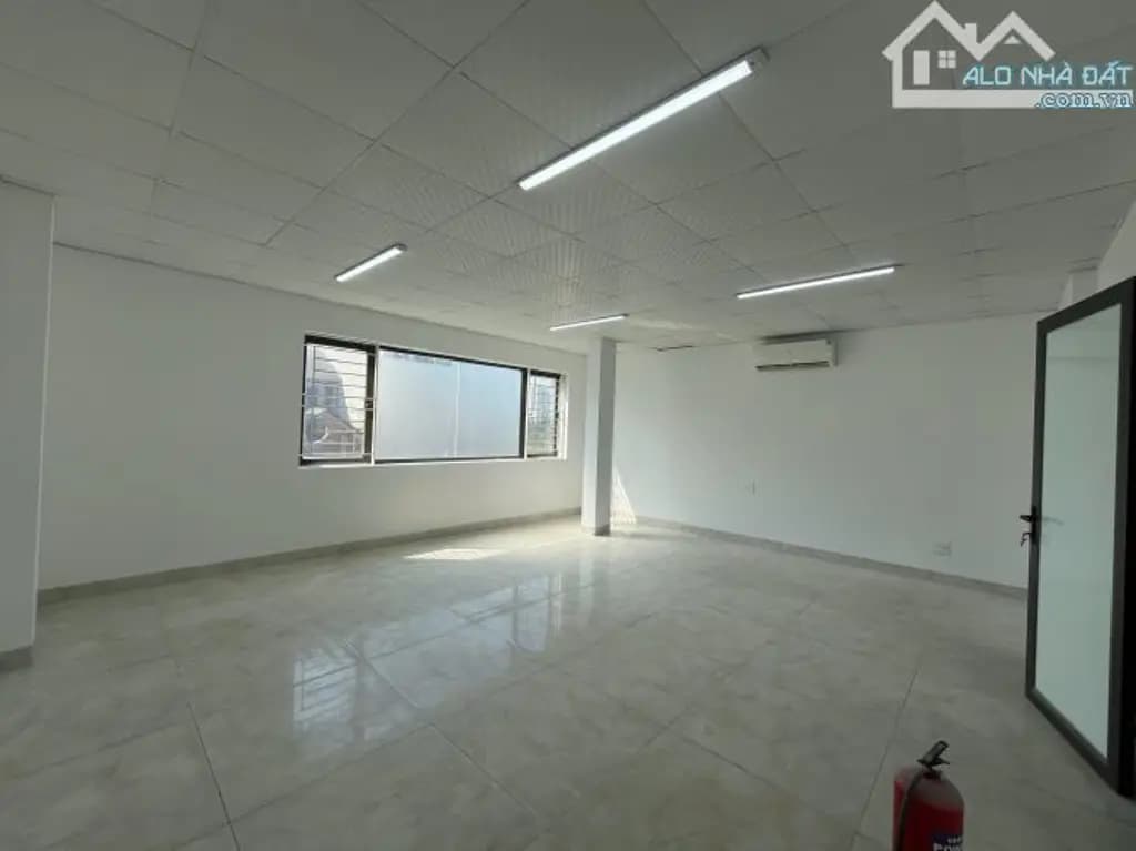 Main-Cho thuê sàn văn phòng Vạn Phúc, 80m2/tầng gồm 2 phòng làm việc , sáng thoáng như ảnh-1