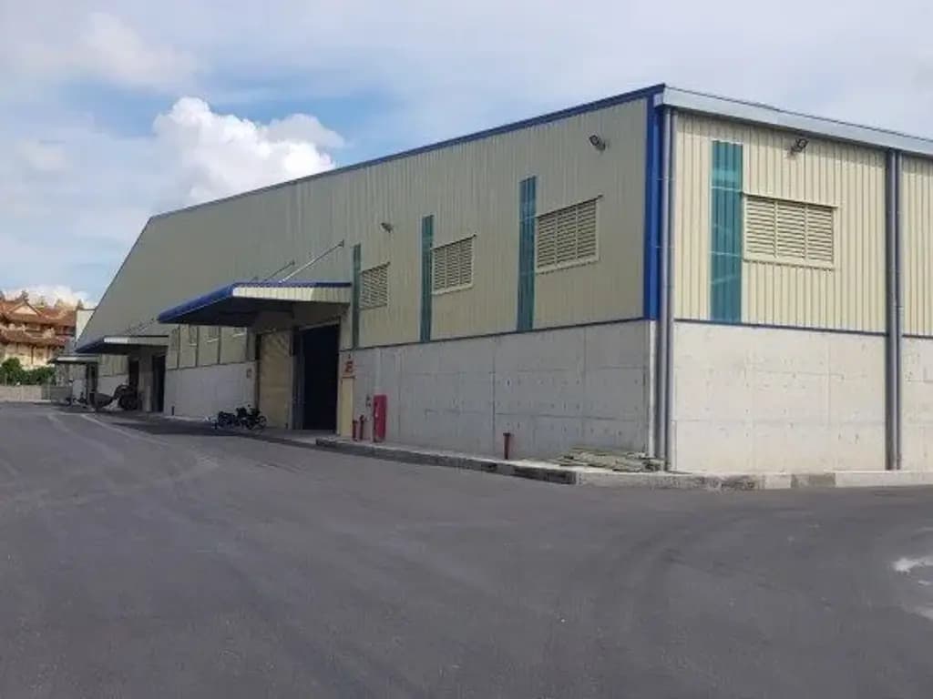 Main-Cho Thuê Nhà Xưởng Mới 100% Có Khuôn Viên Sử Dụng 14000m2 Trong Kcn đất đỏ cảng quốc tế thị vải-0