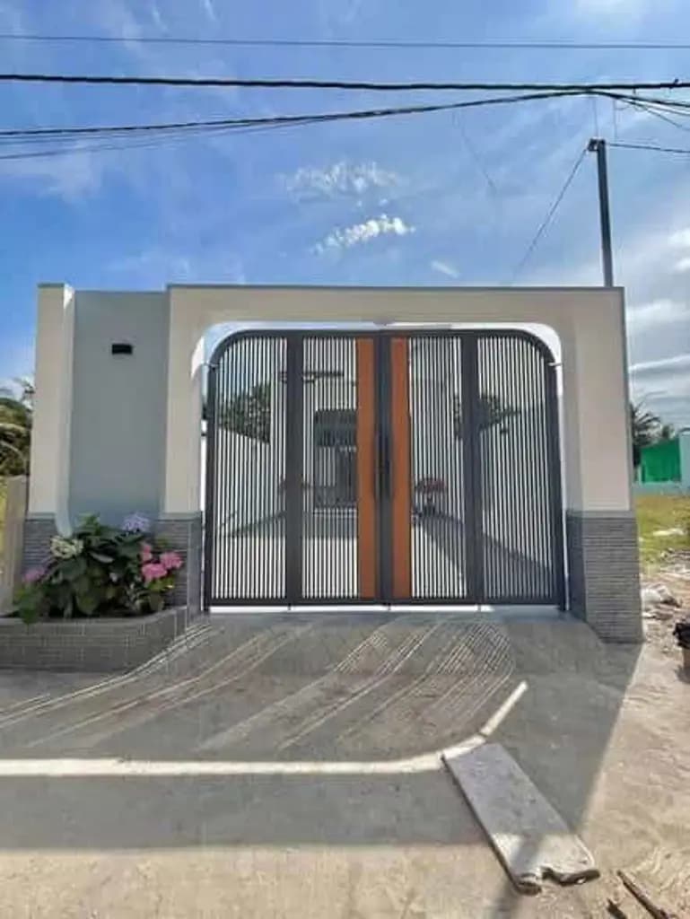 Main-Tiền đất 800 triệu, tiền xây 500 triệu, giờ giảm giá cả đất và nhà chỉ 1.150-0