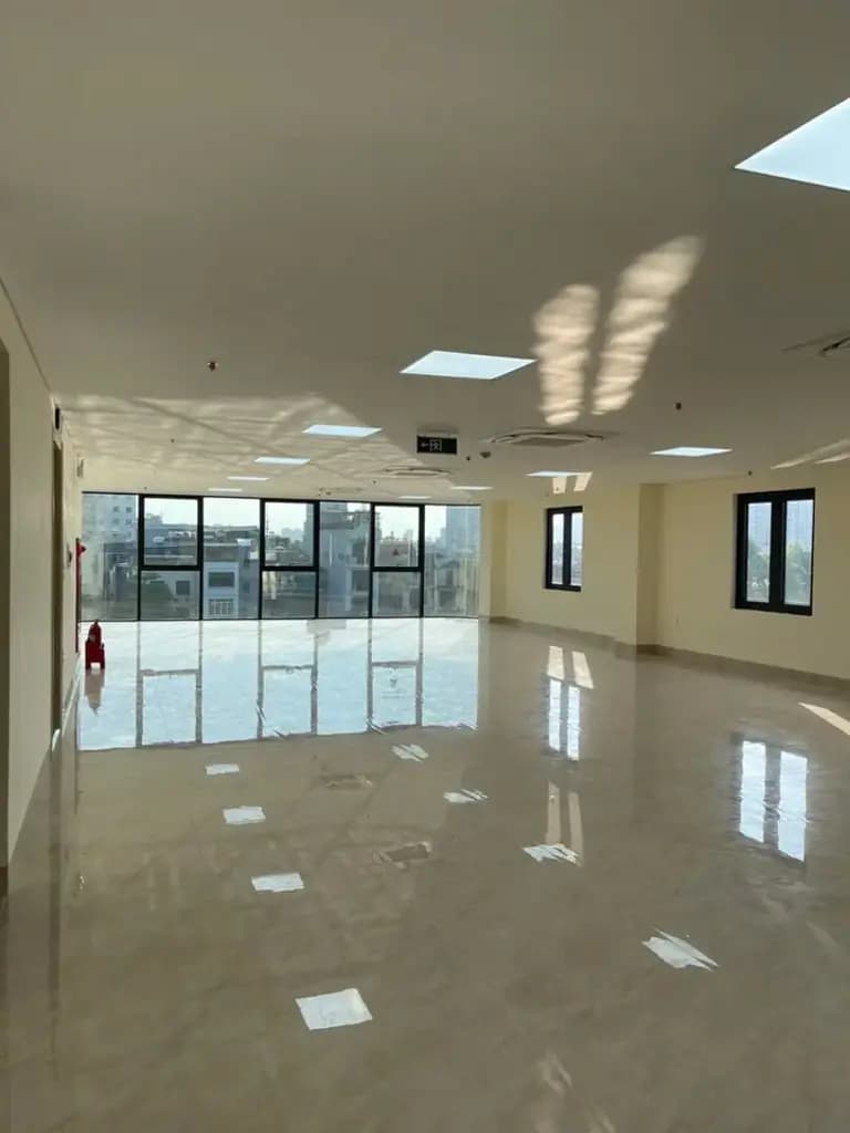 Main-Mời thuê tòa nhà Văn phòng mặt đường Vũ Tông Phan, 180m2, 1 hầm 7 nổi 220tr/th-7