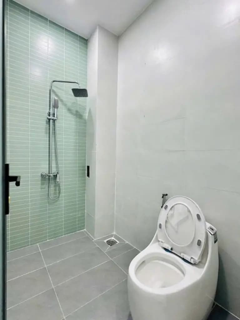 Main-NHÀ LẦU MẶT TIỀN SỔ RIÊNG VỪA Ở VỪA KINH DOANH-7