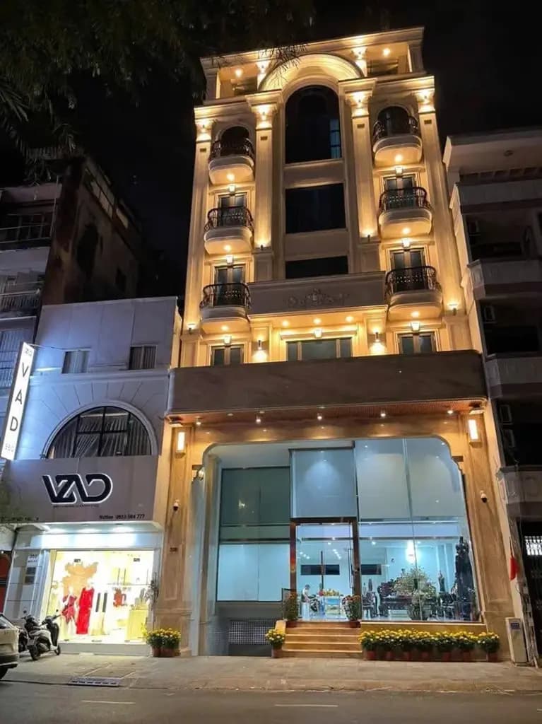 Main-🌟 QUẬN 3 – CHO THUÊ MT 352–356 VÕ VĂN TẦN – 10x17M – HẦM + TRỆT + LỬNG + 2 TẦNG – GIÁ THUÊ 300TR/THÁNG!-1