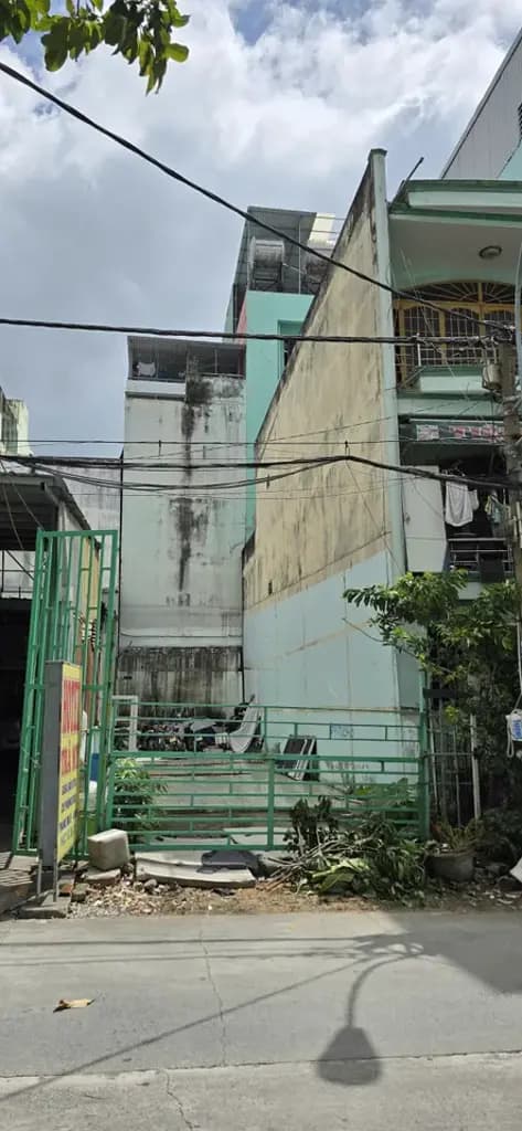 Chính chủ cho thuê 100m² đất trống Khu NAM LONG, Đường Hà Huy Giáp, gần Cầu Vượt Ngã Tư Ga, P.Thạnh Lộc, Q12, HCM (nay là P.An Phú Đông HCM) làm kho. Hợp đồng ký dài hạn 05-10 năm.