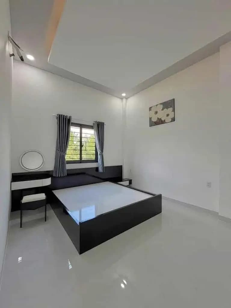 Main-NGỘP NGÂN HÀNG BÁN GẤP CĂN NHÀ 1 TRỆT 1 LẦU NGAY TRƯỜNG LÁI BỬU LONG-3