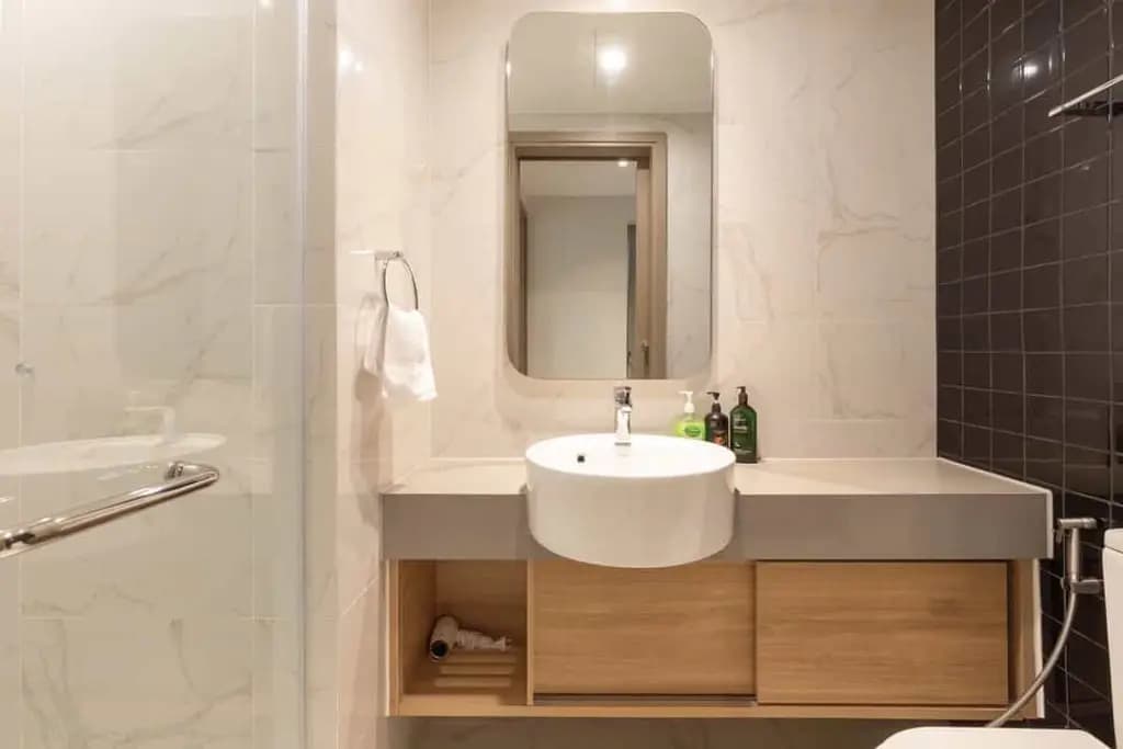 Main-Chủ Cần Bán Gấp CH B5, GIÁ 1 TỶ 580, DT 85,2m², 2PN2WC, nội thất chủ tặng, SHR-5