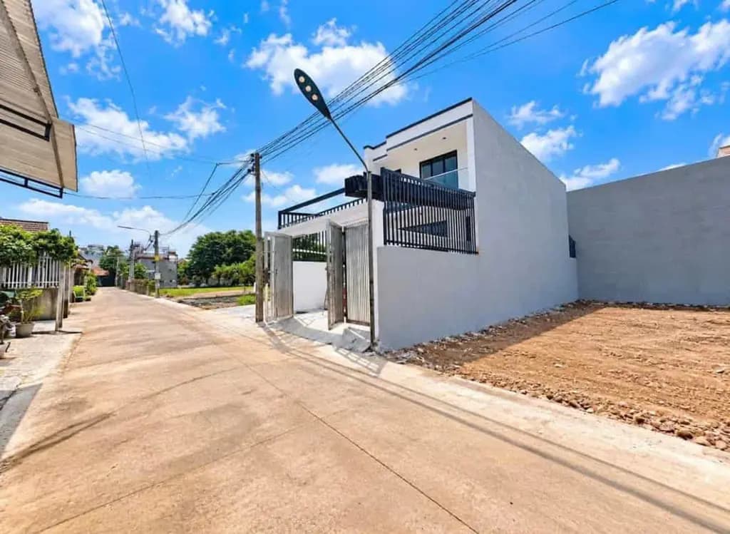Main-CHƯA ĐẾN 600 TRIỆU – EM THUÝ GIỚI THIỆU LÔ ĐẤT 300M² Ở SÀI GÒN!-1