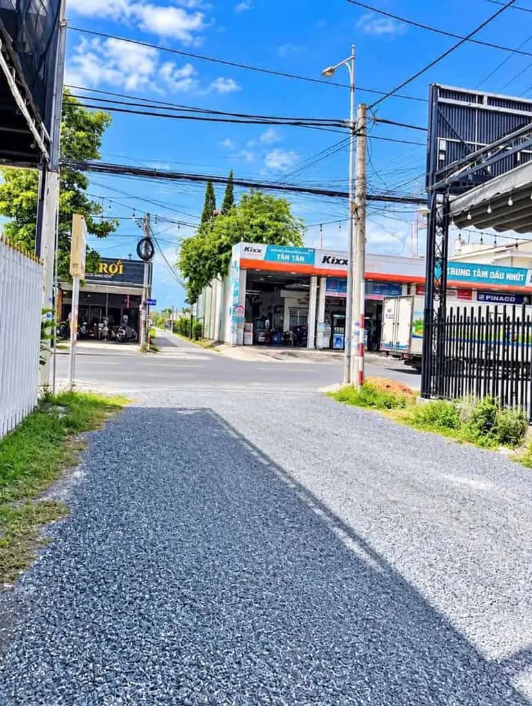 300M² ĐẤT – GIÁ CHỈ 415 TRIỆU, EM THUÝ GIỚI THIỆU ANH CHỊ XEM