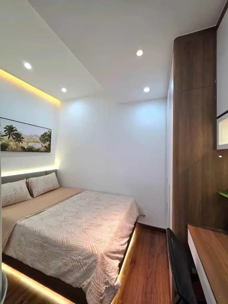 Main-Chủ Cần Bán CH Giá Rẻ H1 Hoàng Diệu, GIÁ 1 TỶ 720, DT 87,5m², 2PN2WC, tặng kèm đầy đủ nội thất , SHR-2