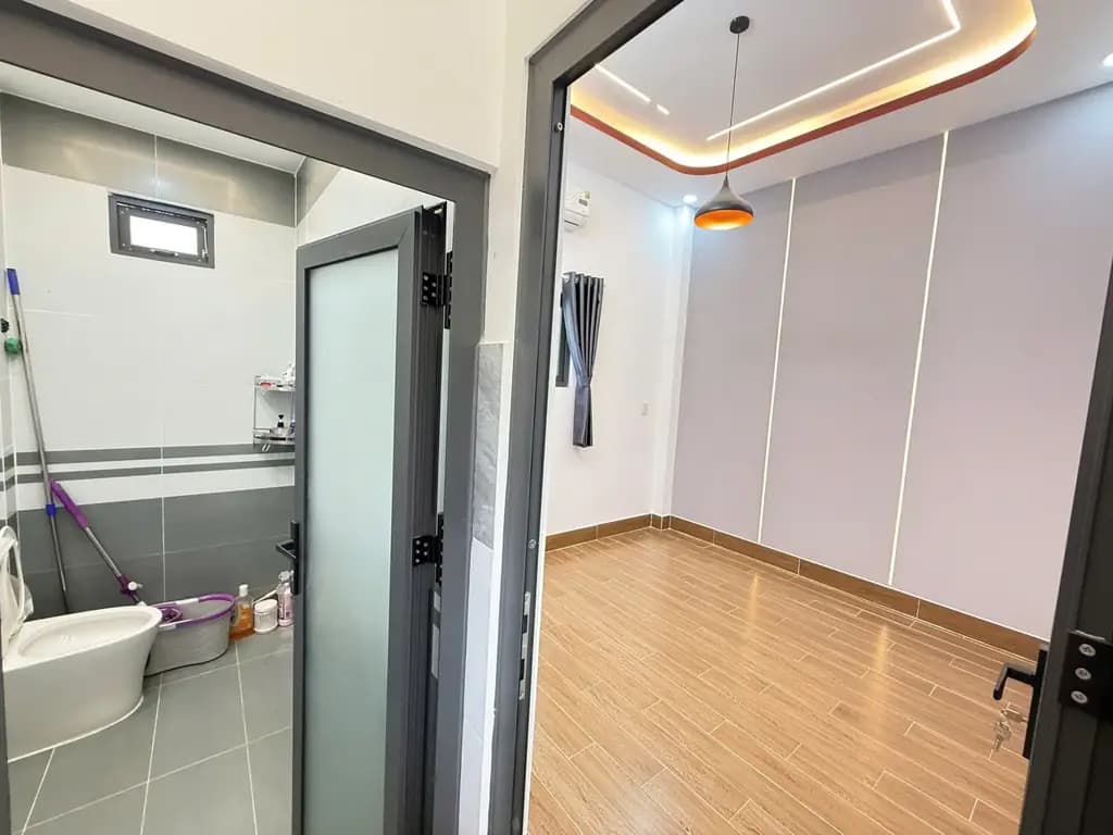 Main-Bán nhà 5x15m 435 triệu hẻm chợ , đường ô tô sẵn nội thất giáp xã Vĩnh Lộc HCM-6