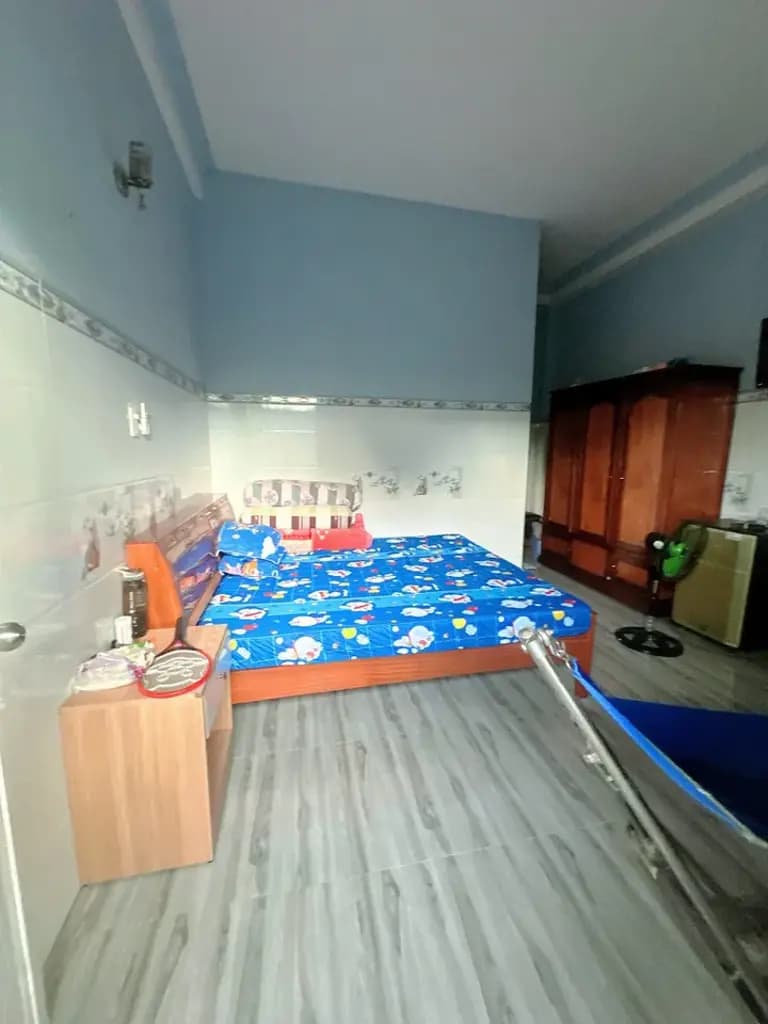 Main-Cho thuê nhà 1 trệt 1 lầu có 7 phòng ngủ Phú Tân.Gía 13 triệu-1