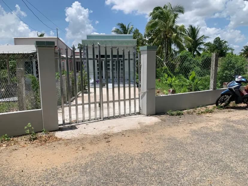Bán Nhà riêng 553.9m2 có sẵn 408.8 m2 thổ cư giá 1.6 tỷ tại Đường Nhựa gần Cầu Ông Tôm HL-15, Phường Tân Ngãi Vĩnh Long