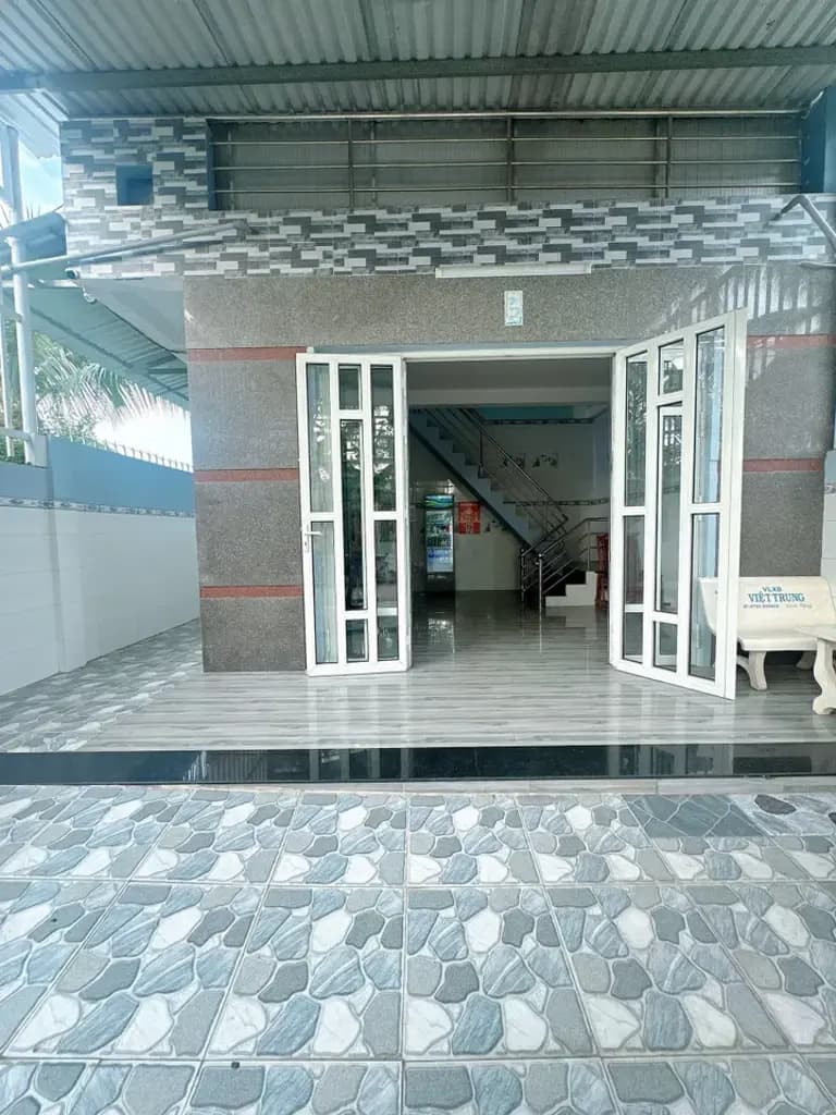 Main-Cho thuê nhà 1 trệt 1 lầu có 7 phòng ngủ Phú Tân.Gía 13 triệu-0
