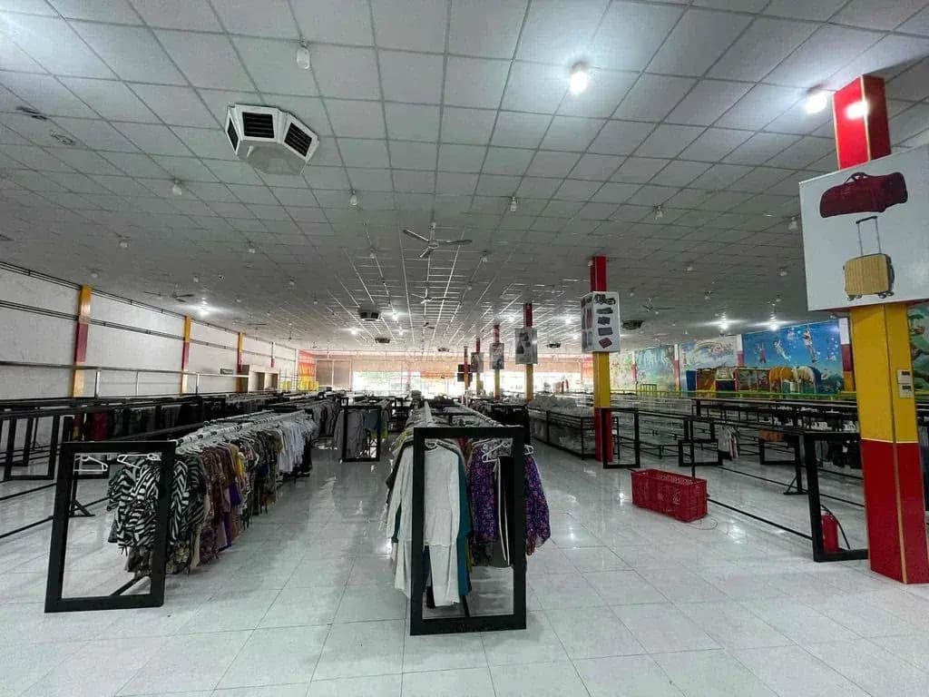 Main-Mặt bằng Bình chuẩn , Mặt tiền kinh doanh Đối Diện chợ , 30x60m-0