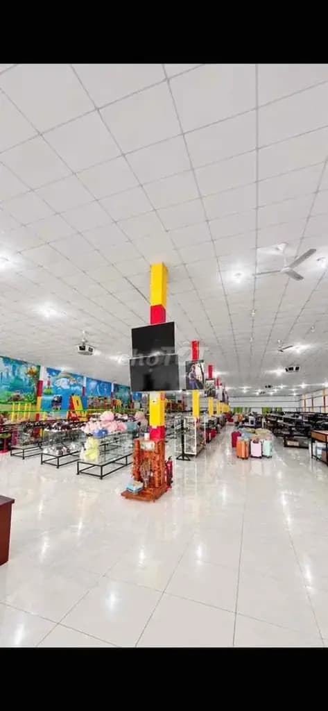 Main-Mặt bằng Bình chuẩn , Mặt tiền kinh doanh Đối Diện chợ , 30x60m-2