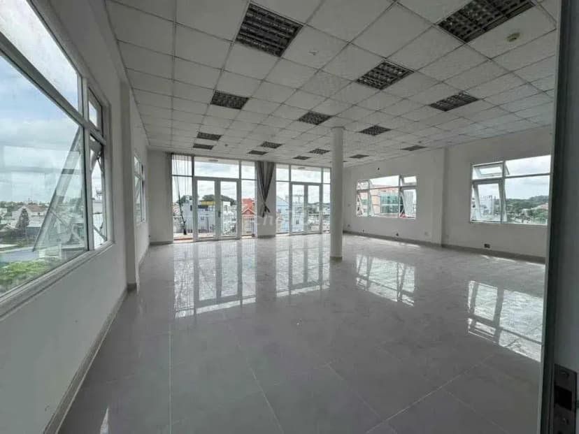 Cho thuê Mặt bằng kinh doanh 180m2 giá 45 triệu tại Phường Phú Lợi Thành phố Thủ Dầu Một Bình Dương