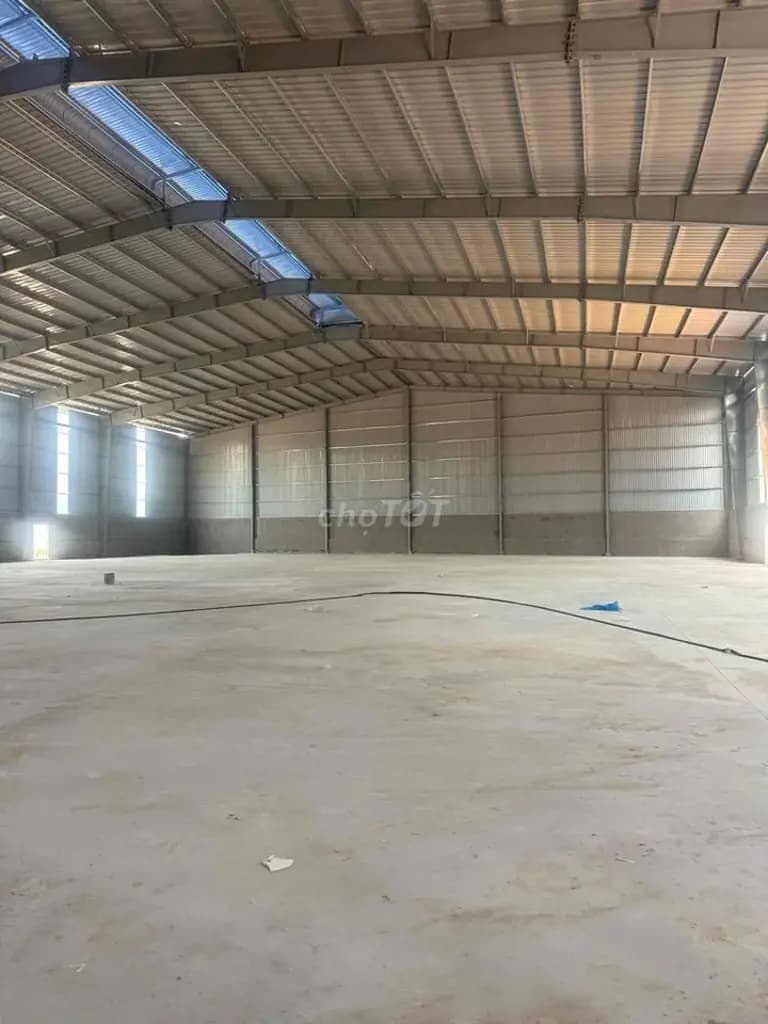 Main-cho thuê xương cơ khi hoặc làm kho - dt 3600m Lh 0827373025-0