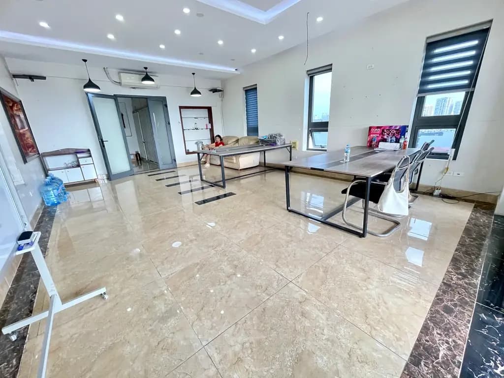 Main-Cho thuê Văn phòng 60m2 giá 11 triệu gần phố Tây Sơn- Đống Đa Hà Nội Có Ban Công Chill-2
