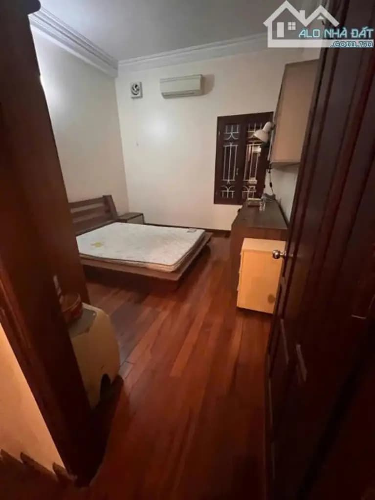 Main-Cho thuê nhà riêng Nguyễn Ngọc Nại, ngã tư Sở DT 65 m2 x 4 tầng ô tô đỗ cửa 20 triệu/tháng-1