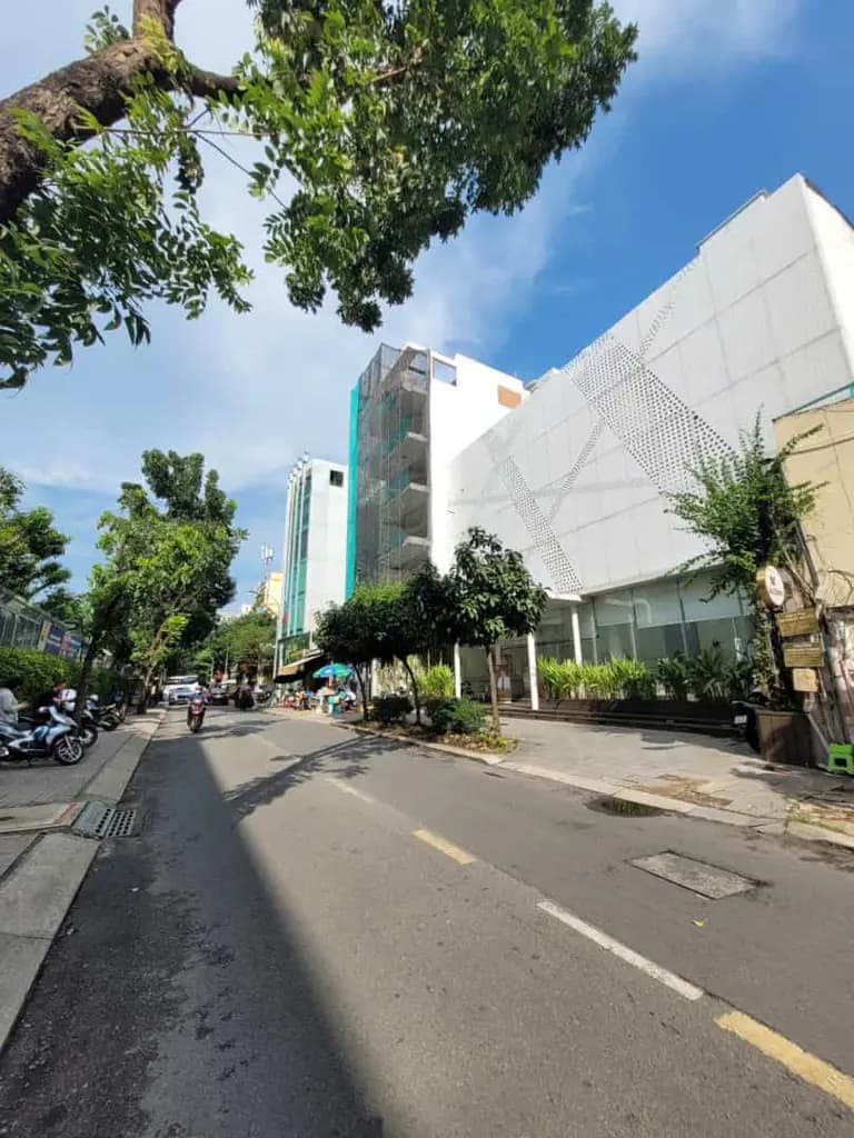 Main-Góc 2MT ngay Ngô Thời Nhiệm,P.7,Q3 - 17,8x27(CN:470m2)CT: Hầm+7 tầng - Gía: 265 tỷ-0