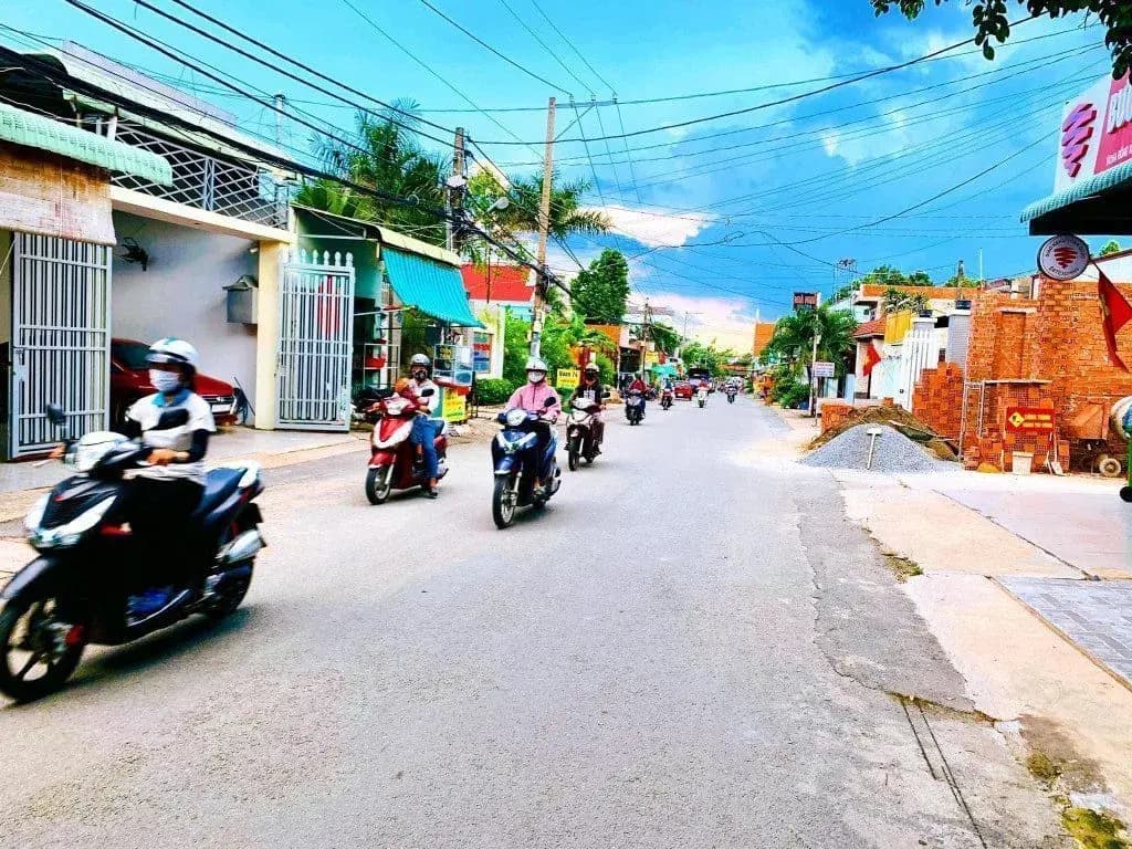 Main-[NGỘP] BÁN GẤP 3.600m2 SHR GẦN TRƯỜNG HỌC, CHỢ, DÂN XUNG QUANH-0