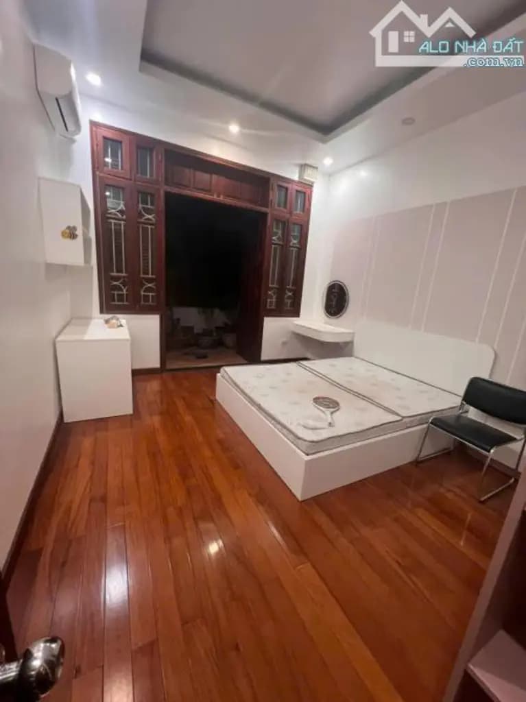 Main-Cho thuê nhà riêng Nguyễn Ngọc Nại, ngã tư Sở DT 65 m2 x 4 tầng ô tô đỗ cửa 20 triệu/tháng-5