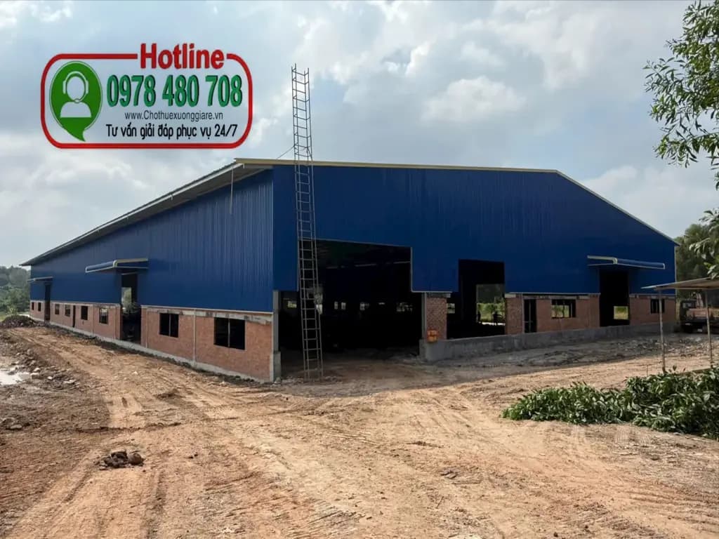 Main-Cho thuê xưởng 5000m2 Tân Uyên Bình Dương . PCCC tự động , đường cont , g.tờ đầy đủ-0