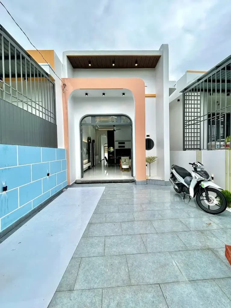 Main-NHÀ CẤP 4 GIÁ TỐT CHO ANH CHỊ TÀI CHÍNH 200 TRIỆU NHẬN NHÀ Ở NGAY-1