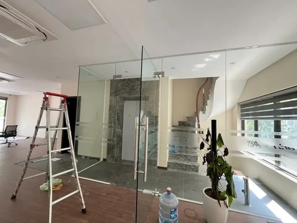 Main-Cho thuê sàn văn phòng HIm Lam Vạn Phúc, 90 m2/tầng, mặt đường Tố Hữu-2