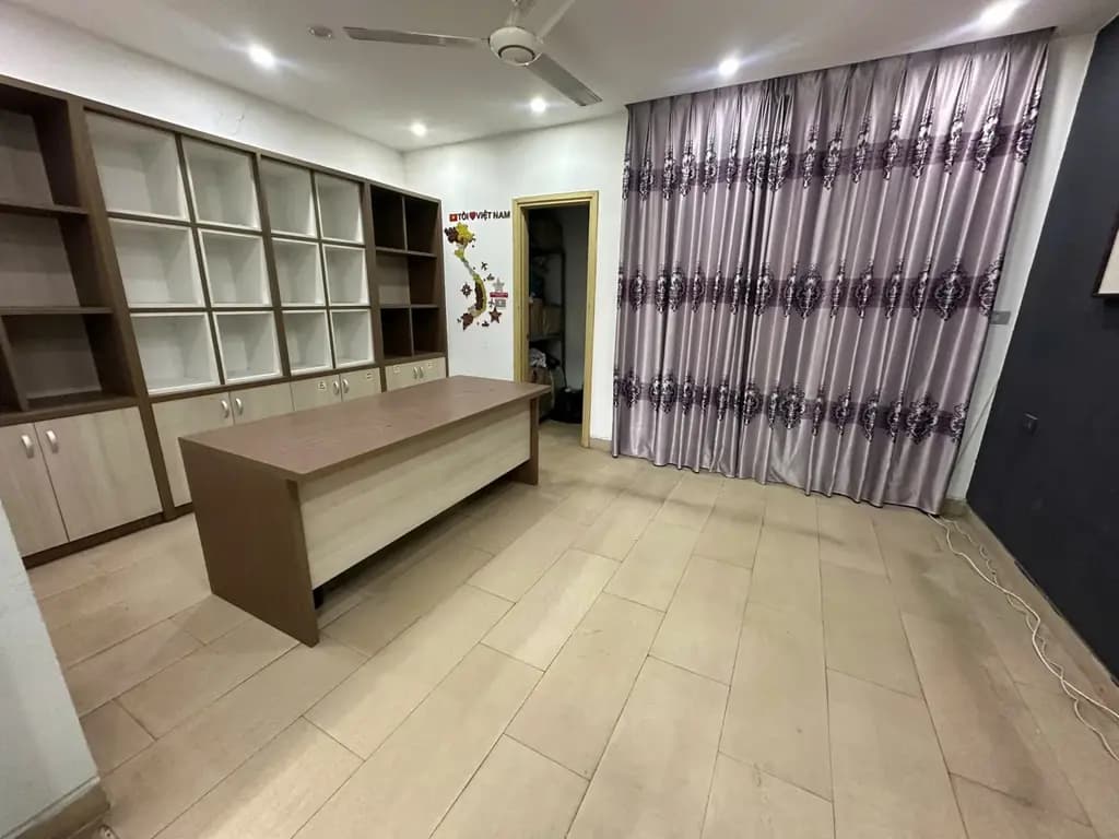 Main-Cho thuê Văn phòng tại Làng Việt Kiều Châu Âu, 65 m2/tầng gồm 2 phòng-1