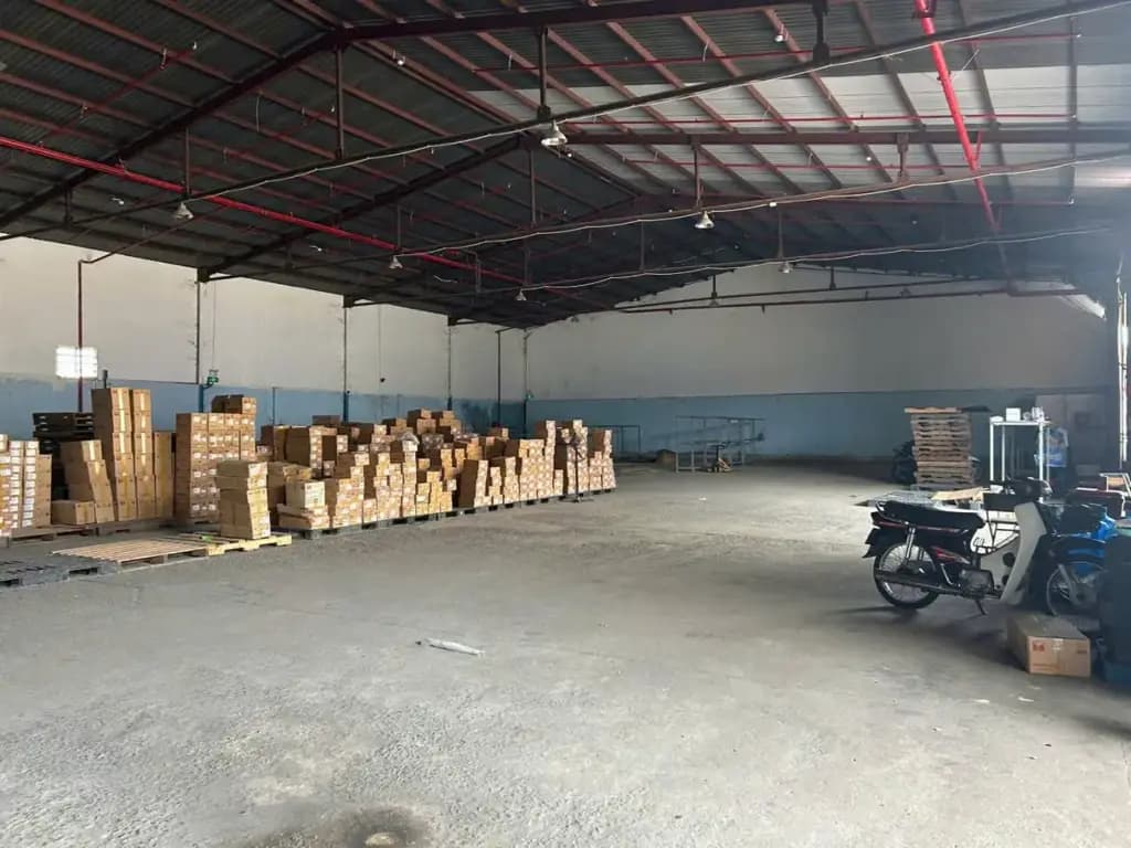 Main-Cho thuê 1000 m2 xưởng Thuận An , Gần KCN VSIP 1 , PCCC Tự động gia 85 tr / tháng-1