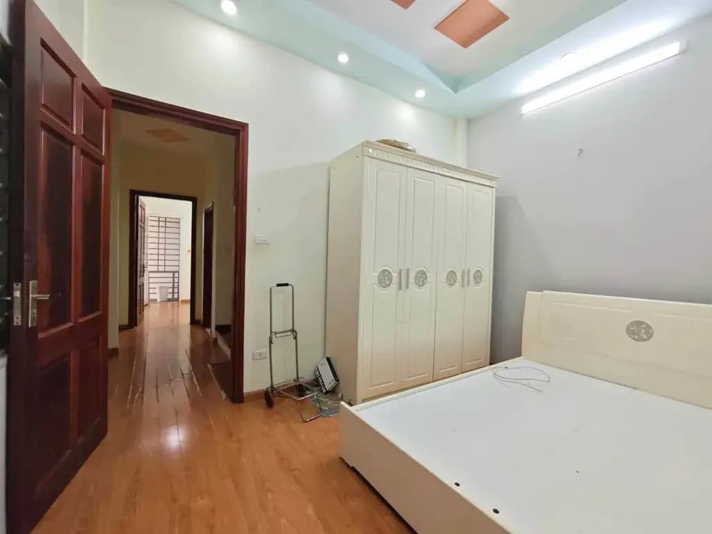 Main-Cho thuê nhà ngõ 225 QUAN HOA, Cầu Giấy. 15 triệu/tháng. Ưu tiên: Hộ Gia Đình, KD Onl, Nhóm đi làm ít người-2