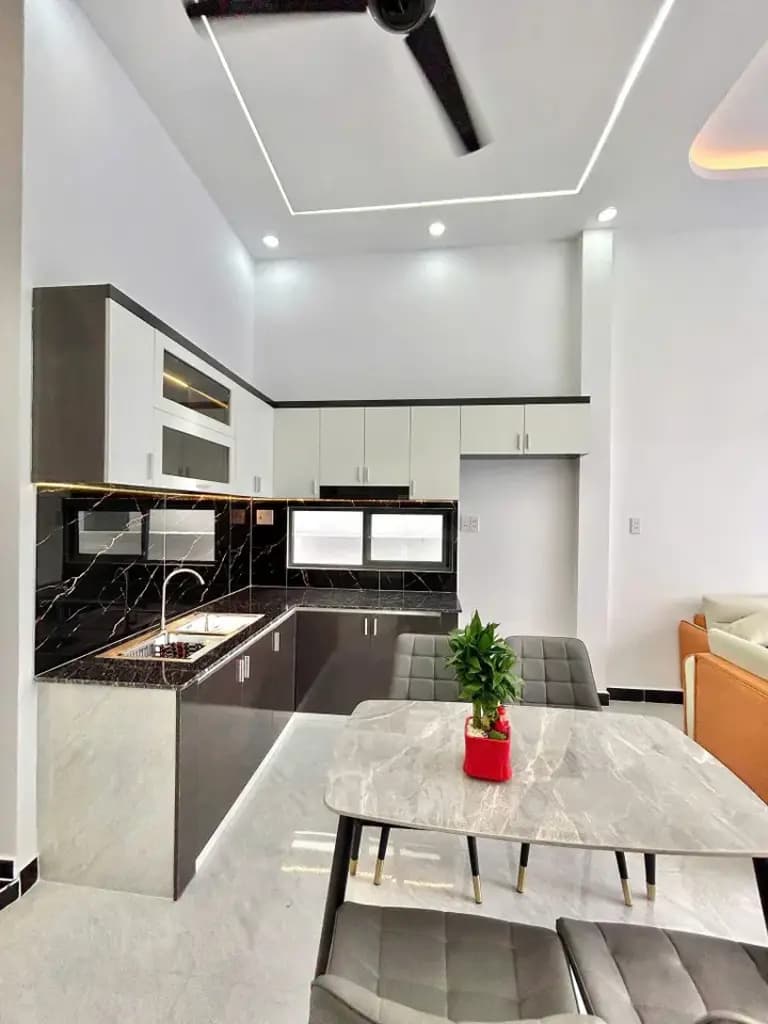 Main-NHÀ CẤP 4 GIÁ TỐT CHO ANH CHỊ TÀI CHÍNH 200 TRIỆU NHẬN NHÀ Ở NGAY-3