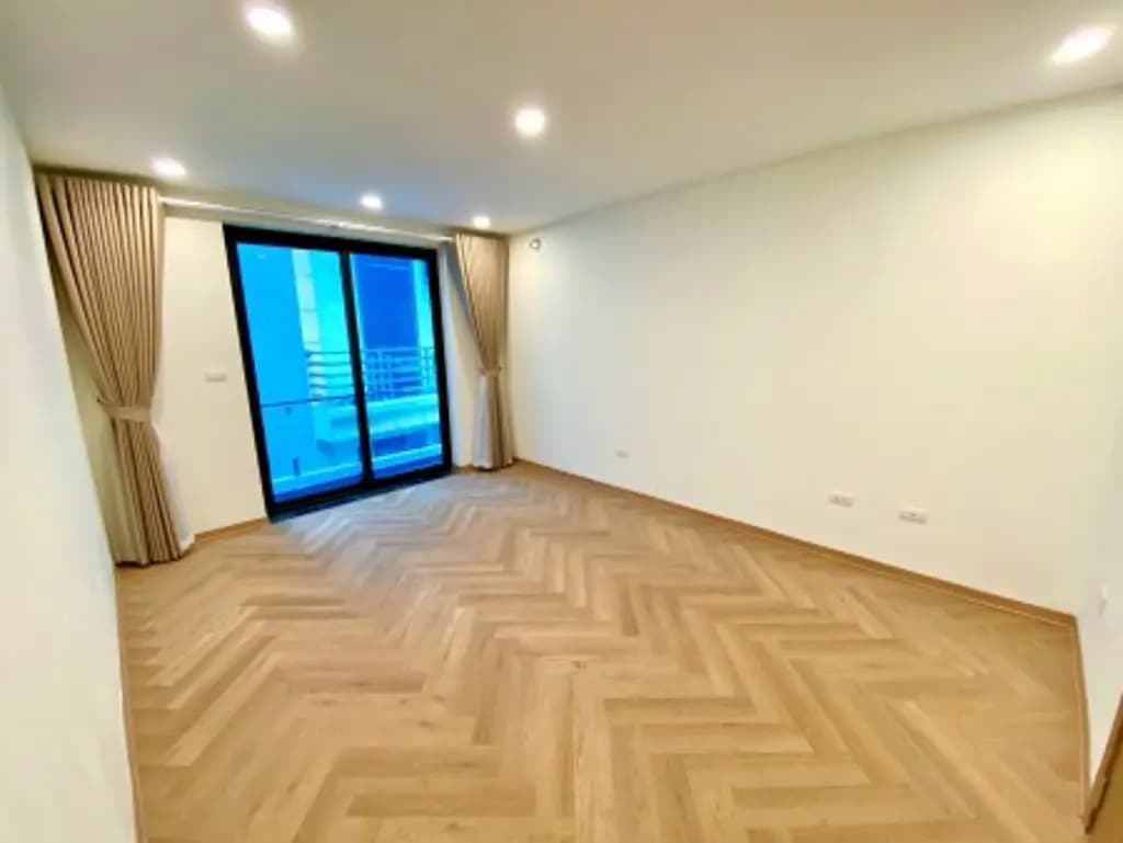 Main-SIÊU PHẨM MẶT NGÕ THÔNG KINH DOANH - 4 TẦNG THANG MÁY - Ô TÔ ĐỖ CỬA NHÀ SIÊU ĐẸP Ở NGAY-1