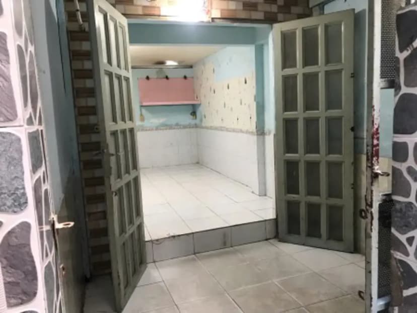 Bán nhà cũ tiện xây mới đường Chiến Lược Quận Bình Tân