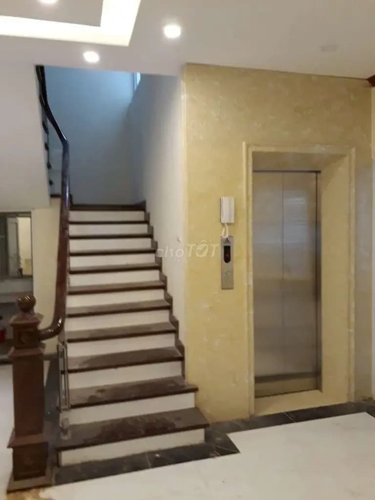 Main-Cho thuê căn biệt thự ngõ 214 Nguyễn Xiển, Hà Nội-1