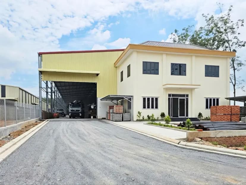 Cho thuê xưởng 2500m2 ngay KCN V.SIP giá 225 triệu Tân Uyên Bình Dương. S.X đa nghành nghề