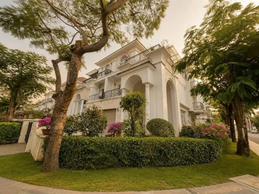 SIÊU PHẨM VILLA KHANG ĐIỀN PHÚ HỮU – LÔ GÓC 2 MẶT TIỀN – DÒNG TIỀN 70 TRIỆU/THÁNG! 56 TỶ