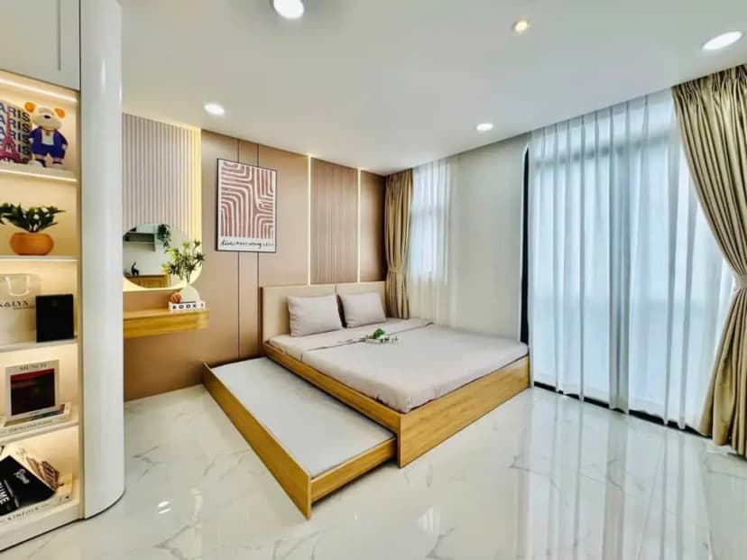 HIẾM! NHÀ ĐẸP 4 TẦNG – NGANG 4,4M – GIÁP BÌNH THẠNH, PHÚ NHUẬN – CHỈ 5,35 TỶ!