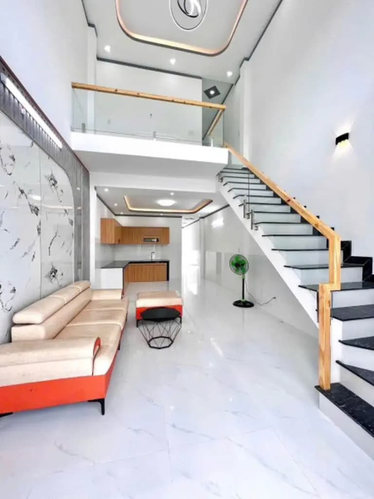 Main-Bán Nhà 1 trệt 1 lửng – Sân rộng 7m, SHR, Giá mềm!-1
