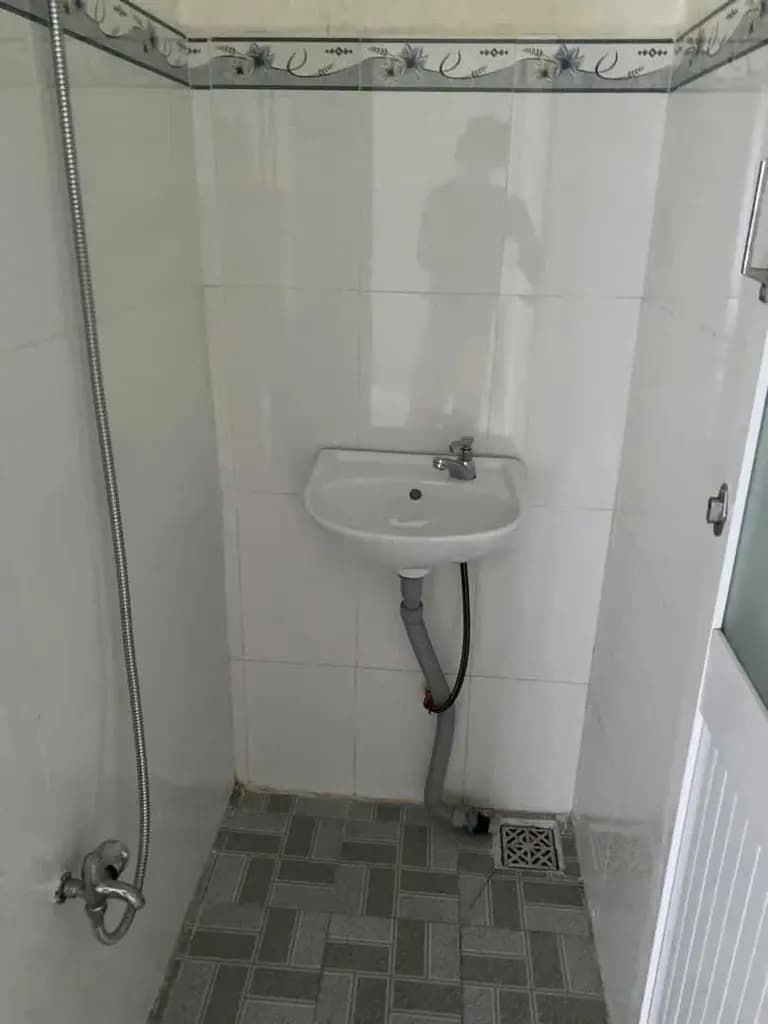 Main-NHÀ NHỎ NGAY CHỢ BÀ CHIỂU • GẦN LÊ QUANG ĐỊNH, TRẦN VĂN KỶ, P. 14, 20M2 • 2.55 TỶ-2